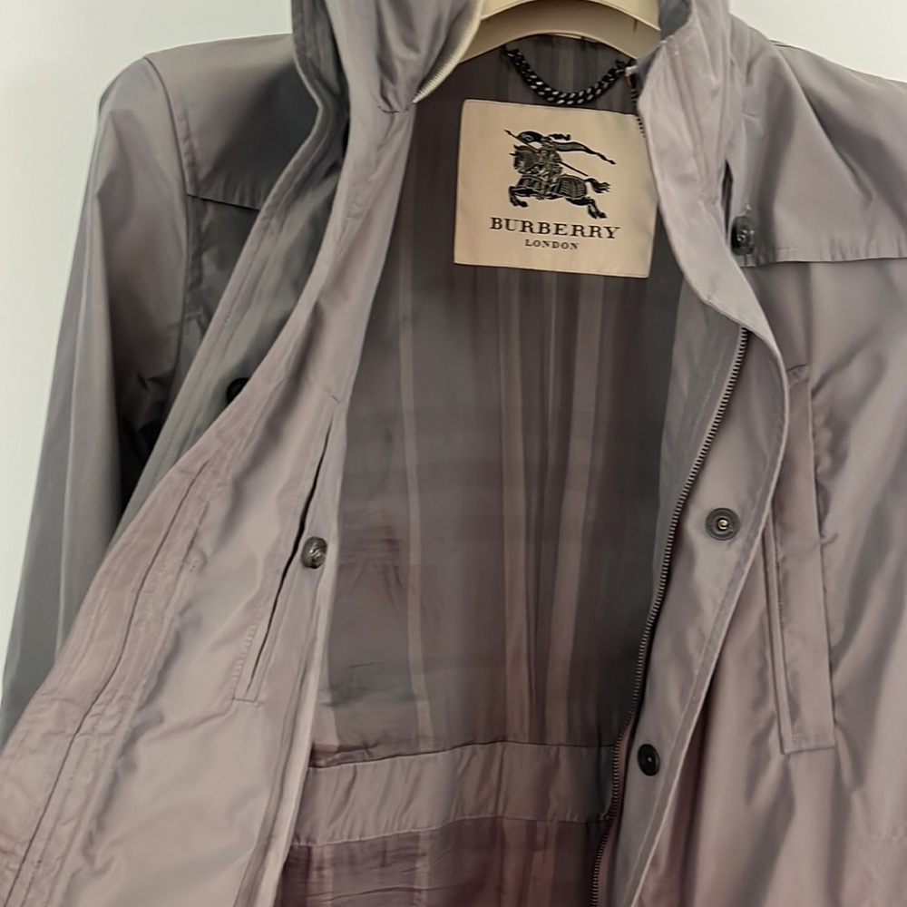 Burberry mens raincoat - Picture 2 of 11